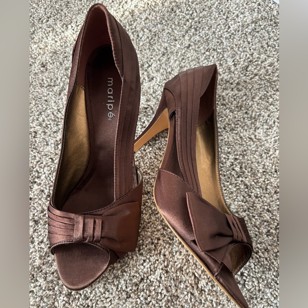 Maripe Brown Satin Peep Toe Pleated Bow Heels